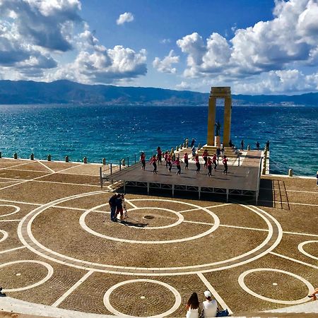 Strettomare-Business & Travel Apartment Reggio Calabria Exterior foto