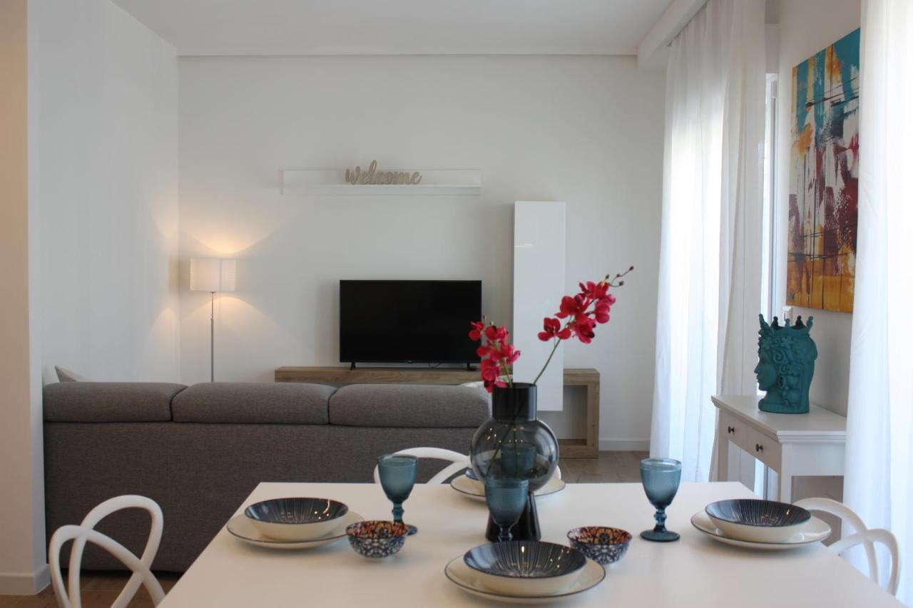 Strettomare-Business & Travel Apartment Reggio Calabria Exterior foto