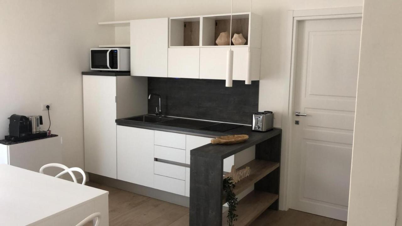 Strettomare-Business & Travel Apartment Reggio Calabria Exterior foto