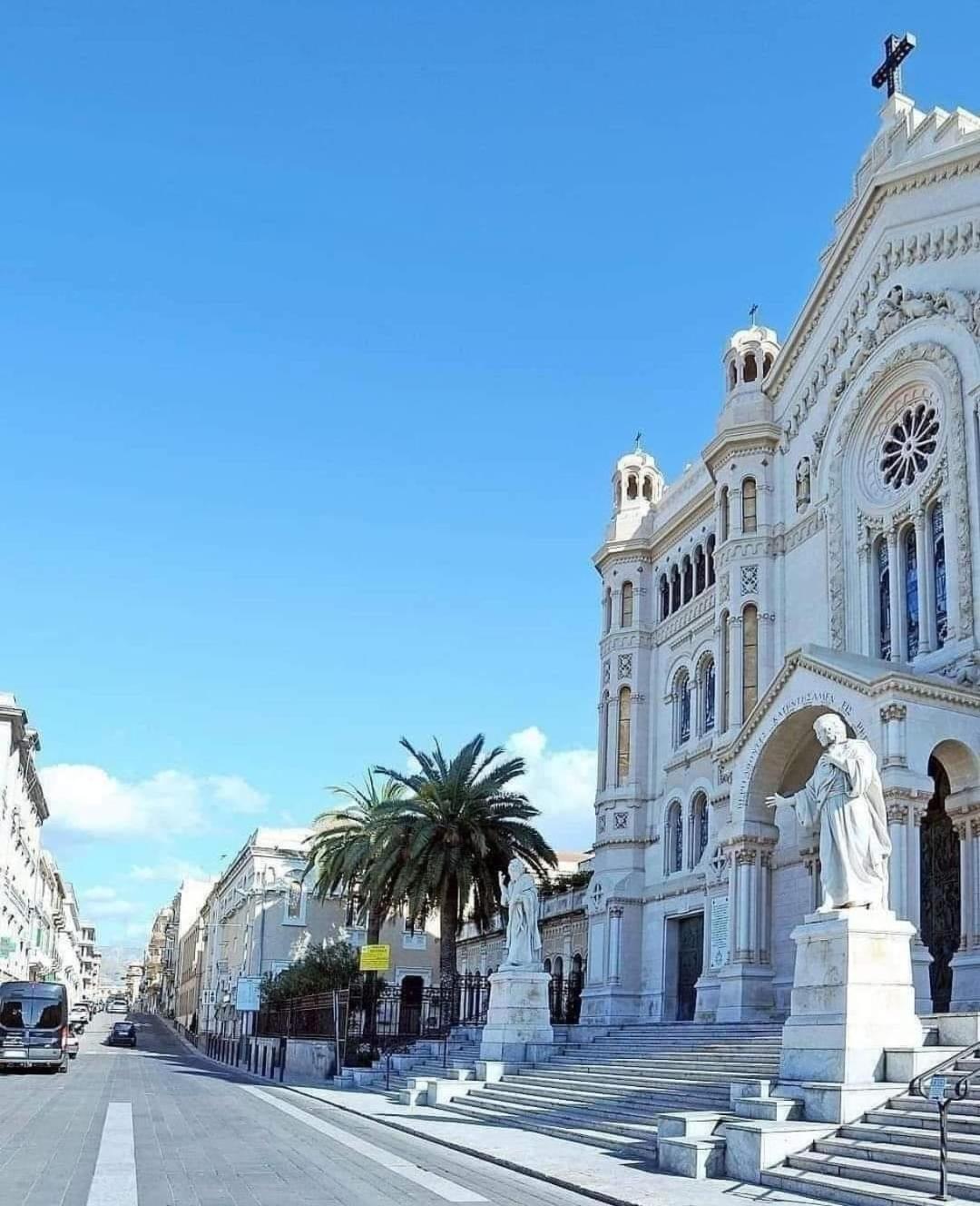 Strettomare-Business & Travel Apartment Reggio Calabria Exterior foto